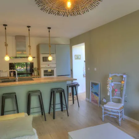 Apartment Lumineux Avec Balcon Plein Sud, A 200m De La Plage - Climatise Et Internet Inclus - Fr-1-770-16