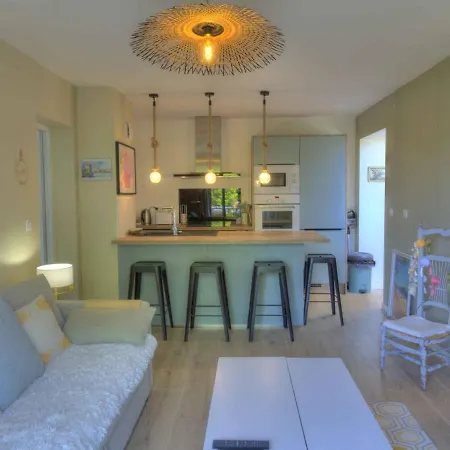 Apartment Lumineux Avec Balcon Plein Sud, A 200m De La Plage - Climatise Et Internet Inclus - Fr-1-770-16 Saint-Cyr-sur-Mer