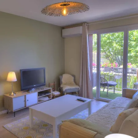 Lumineux Avec Balcon Plein Sud, A 200m De La Plage - Climatise Et Internet Inclus - Fr-1-770-16 * Saint-Cyr-sur-Mer